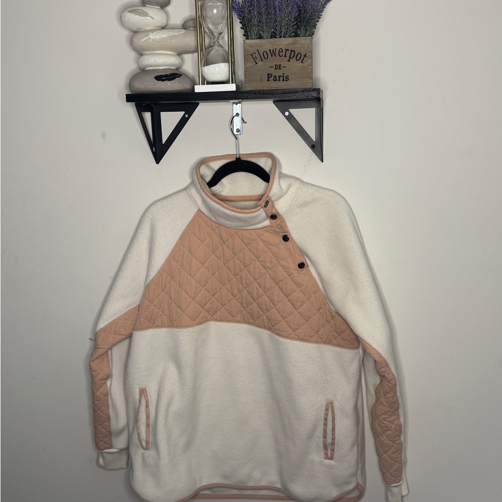 Women's Cream and Tan Quilted Sweater